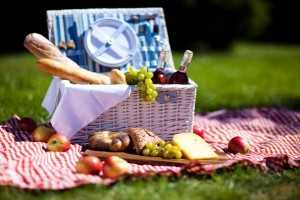 picknickkorb-online-kaufen Picknickkorb und Picknick mit Essen und Getränken